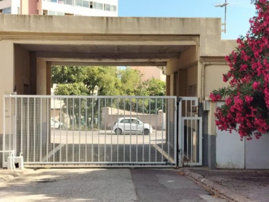 דירות Toulon Est La Valette Studio 35M2 Dominant Parking Proche Mer מראה חיצוני תמונה