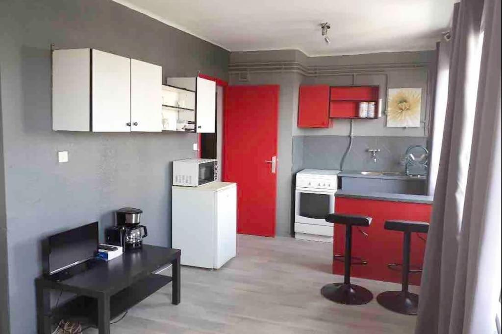 דירות Toulon Est La Valette Studio 35M2 Dominant Parking Proche Mer מראה חיצוני תמונה
